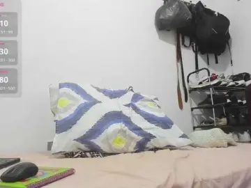Mia1-soman2  live sex cam