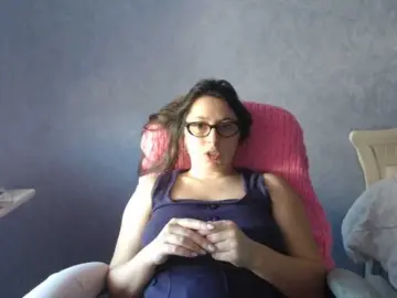 AmandaFresh24  live sex cam