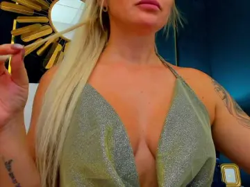 LiluDavis  live sex cam