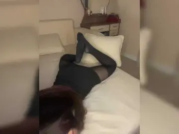 Myr-kiss  live sex cam