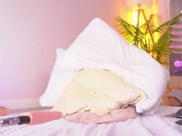 SexyBlondeDoll  live sex cam