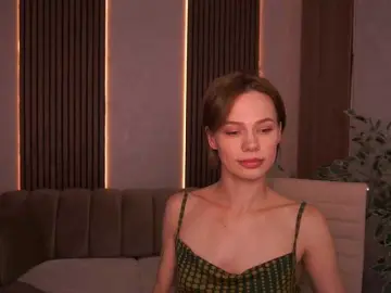 ShyySiren  live sex cam