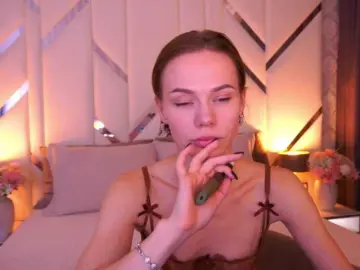 ShyySiren  live sex cam