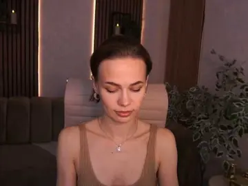 ShyySiren  live sex cam