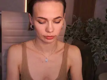 ShyySiren  live sex cam