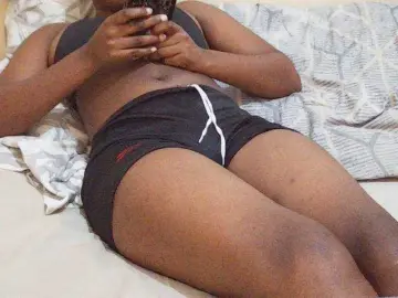 Sweetdiva2  live sex cam