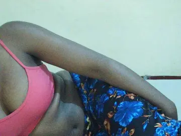 Sweetdiva2  live sex cam
