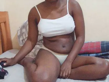 Sweetdiva2  live sex cam