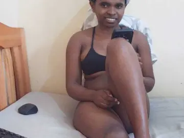 Sweetdiva2  live sex cam