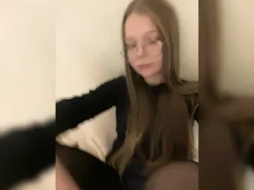 BubaGirl  live sex cam