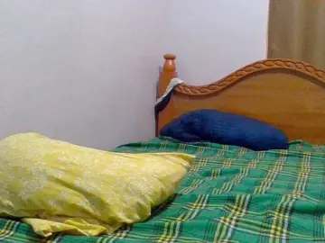 Cutelizah  live sex cam