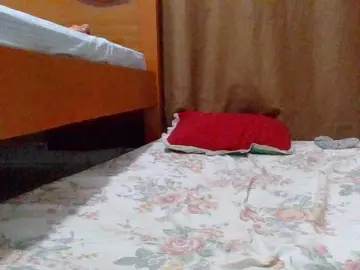 Cutelizah  live sex cam