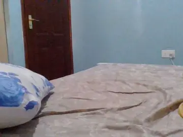 Cutelizah  live sex cam