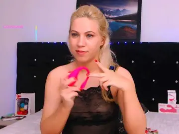 Mya13  live sex cam