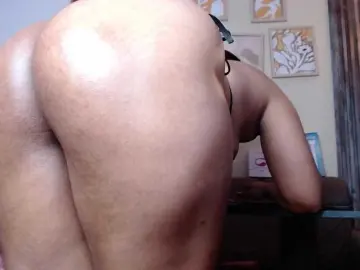 AliceBooty  live sex cam