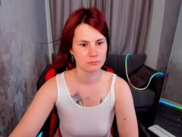 DaryBrown  live sex cam