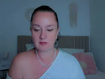 Miss-k1ss  live sex cam