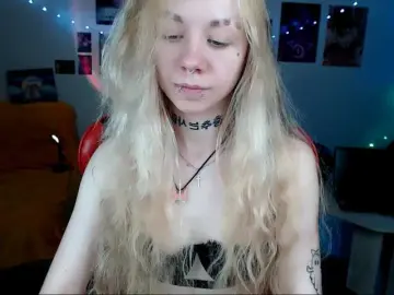 Nica-Kawaii  live sex cam