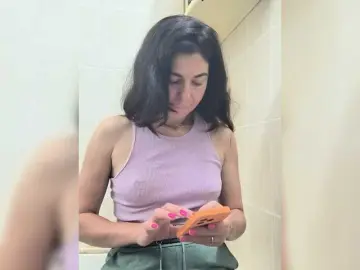 PlayfulAlice  live sex cam