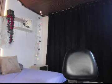 Samanta-Stonex  live sex cam
