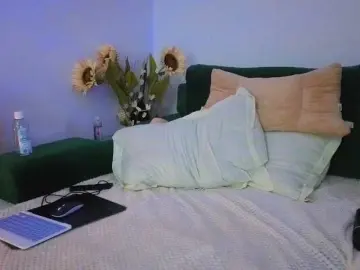 Sweetaniaa  live sex cam