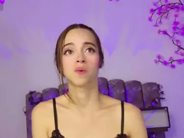 AureLiora  live sex cam