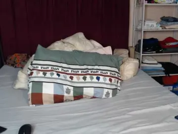 Iamshania  live sex cam