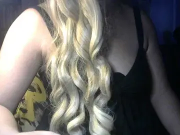 Queensativa  live sex cam