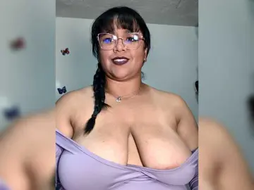 CandyBrowm  live sex cam