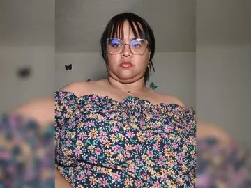 CandyBrowm  live sex cam