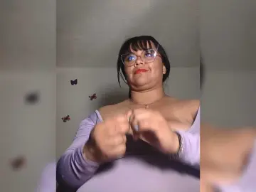 CandyBrowm  live sex cam