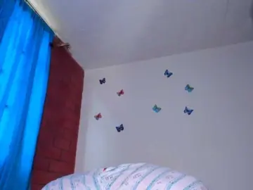 CandyBrowm  live sex cam