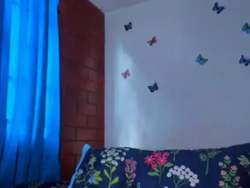 CandyBrowm  live sex cam