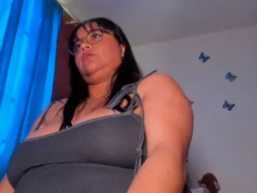 CandyBrowm  live sex cam