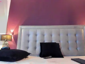 IssyRosse  live sex cam