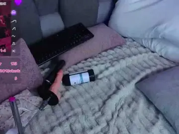 Luna-azul  live sex cam