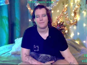 MoonWayWithMemes  live sex cam