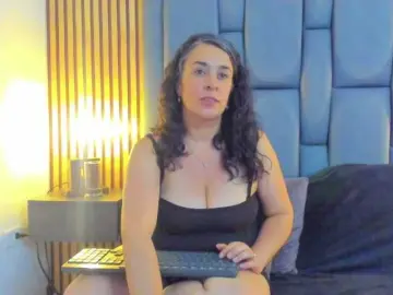 Angelic-serenity  live sex cam