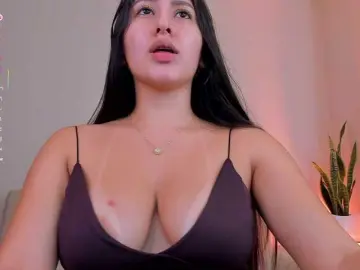 Megan-cooper28  live sex cam