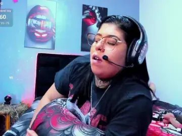 Veronika-metalstar  live sex cam