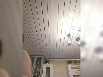 Vipbrunetka  live sex cam