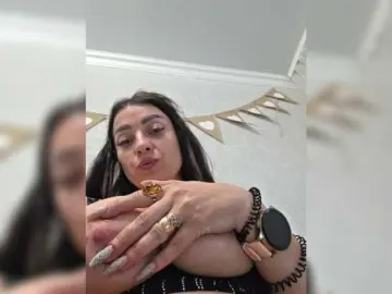 Vipbrunetka  live sex cam