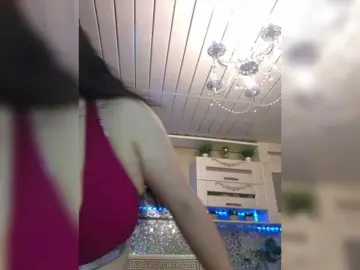 Vipbrunetka  live sex cam