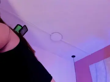 CHERRY-SAVAGE  live sex cam