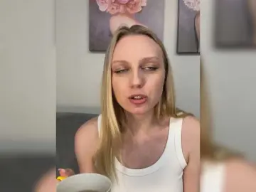 HotWillow  live sex cam