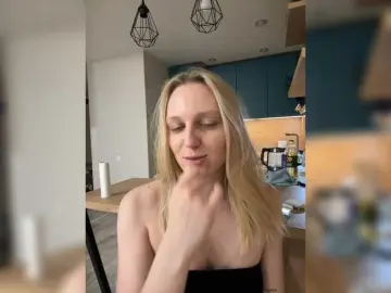 HotWillow  live sex cam