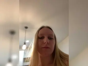 HotWillow  live sex cam