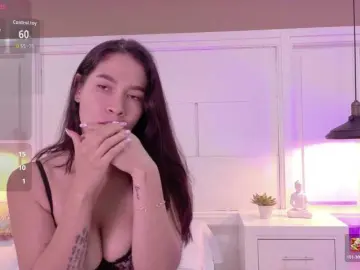 JuliaVega  live sex cam
