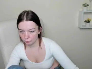 KiaraTease  live sex cam