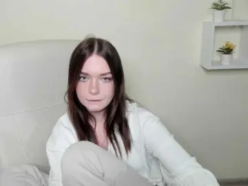 KiaraTease  live sex cam